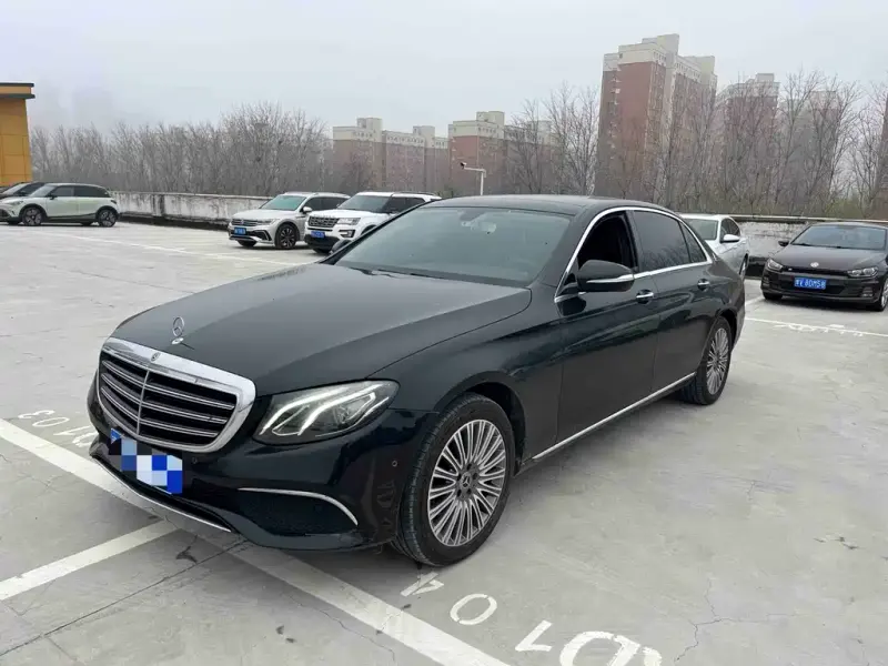 Mercedes-Benz E-Class, 2020 — фото 1