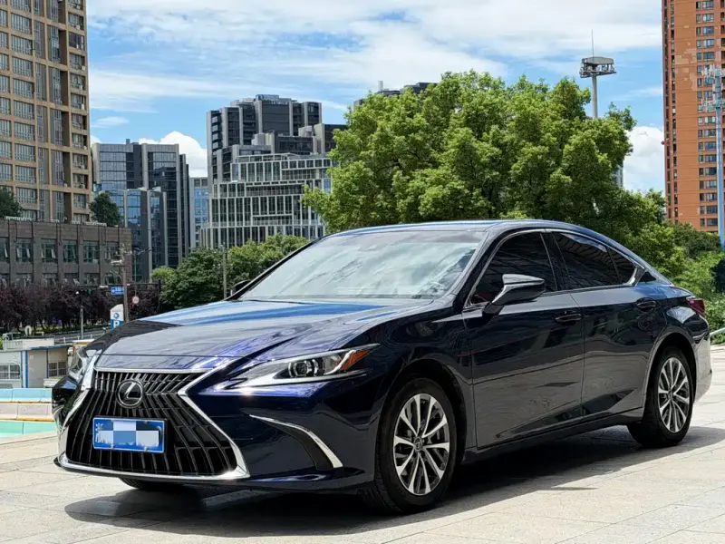 Lexus ES, 2023 — фото 1