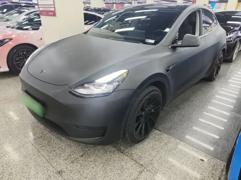 Tesla Model Y, 2023