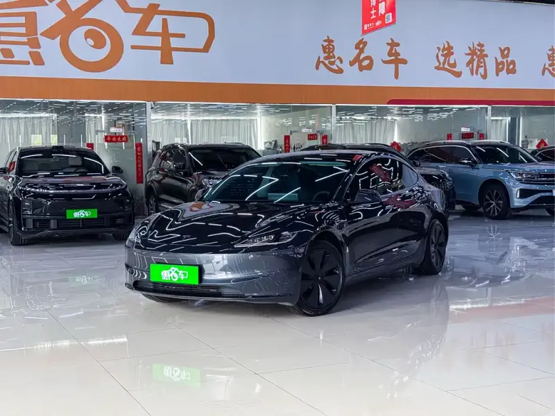 Tesla Model 3, 2024