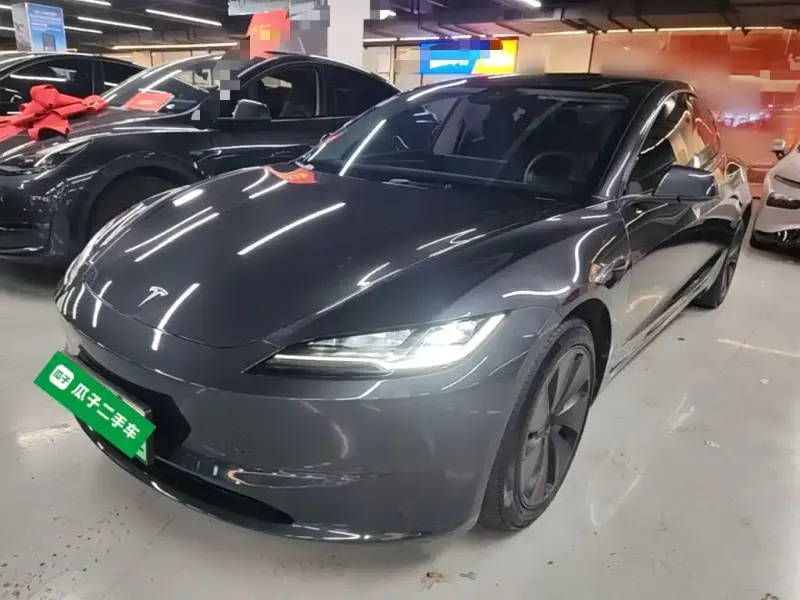Tesla Model 3, 2024
