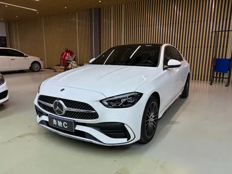 Mercedes-Benz C-Class, 2024