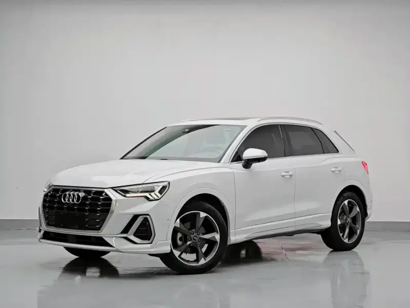 Audi Q3, 2023