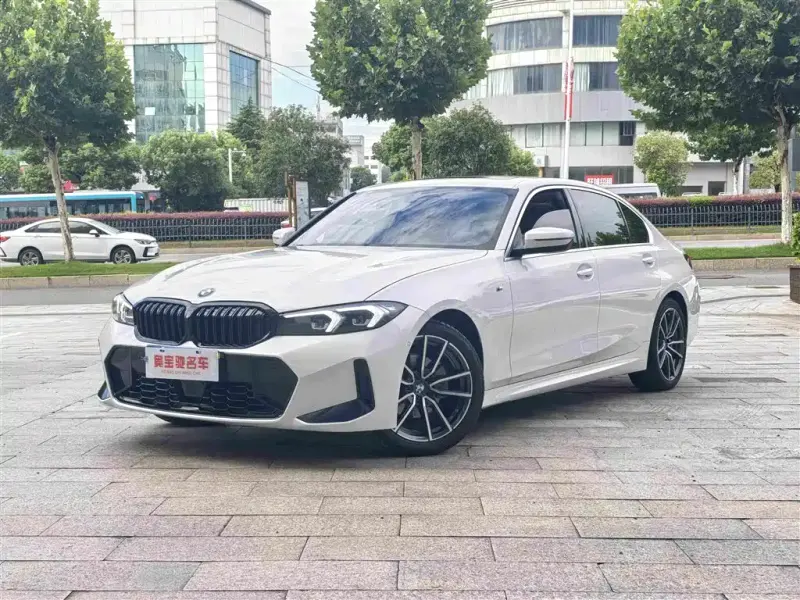 BMW 3 Series, 2025