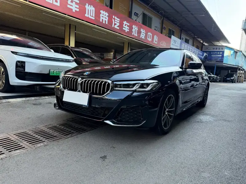 BMW 5 Series, 2022