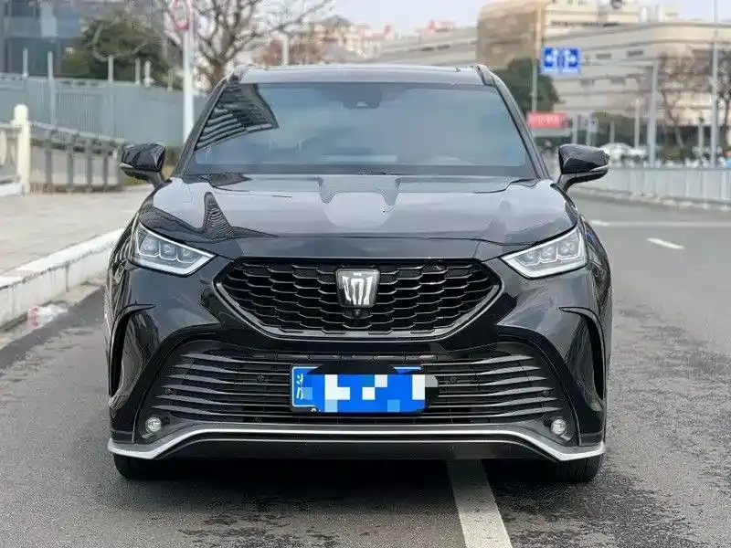 Toyota Crown Kluger, 2023