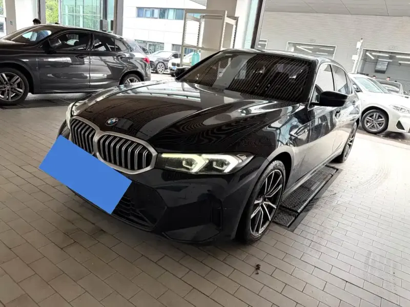 BMW 3 Series, 2023