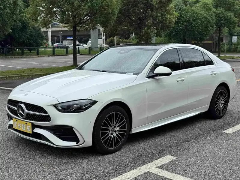 Mercedes-Benz C-Class, 2025