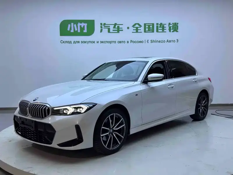 BMW 3 Series, 2023