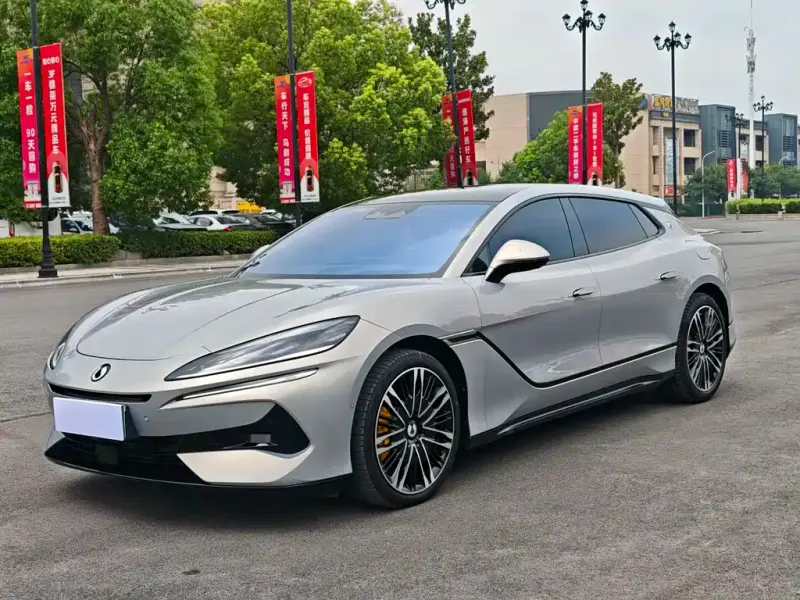 Denza Z9GT, 2024