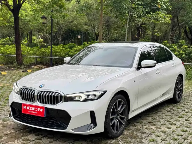 BMW 3 Series, 2023