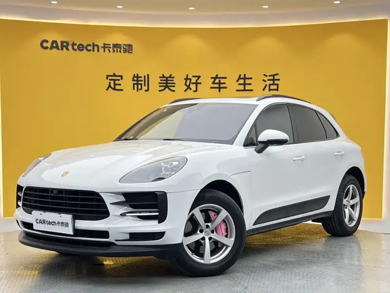 Porsche Macan, 2021