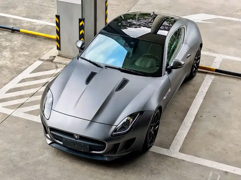 Jaguar F-TYPE, 2017