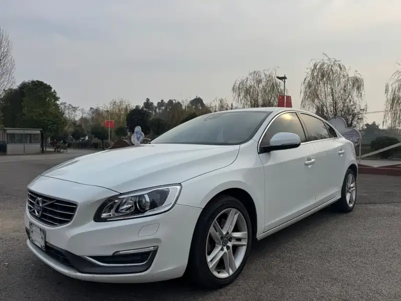 Volvo S60, 2016