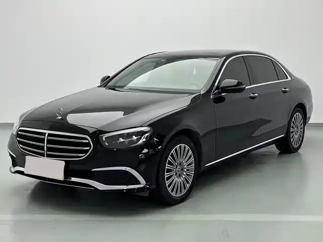 Mercedes-Benz E-Class, 2022 — фото 1