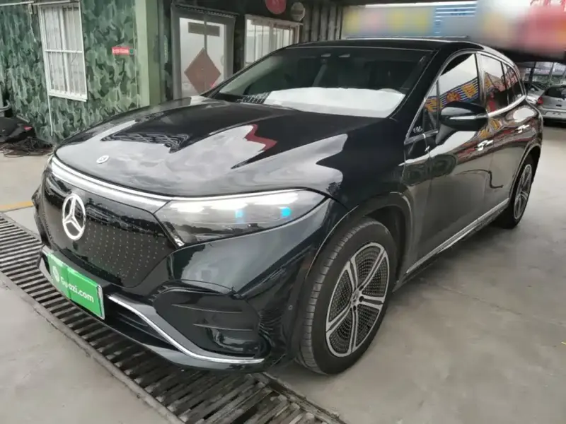 Mercedes-Benz EQS SUV, 2023