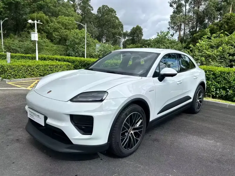 Porsche Macan EV, 2026