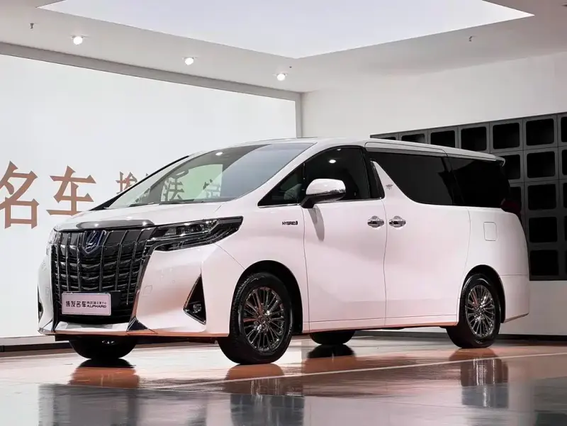 Toyota Alphard, 2022