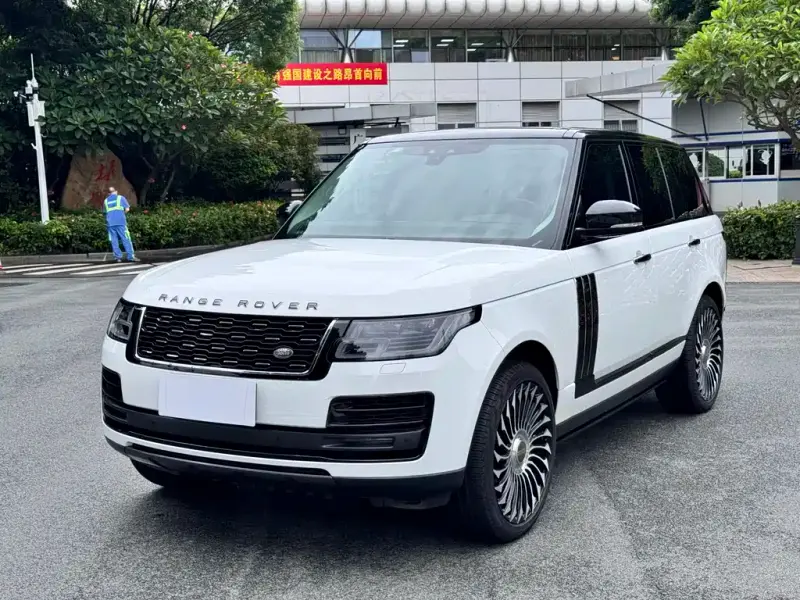 Land Rover Range Rover, 2021 — фото 1