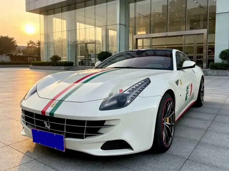 Ferrari FF, 2012