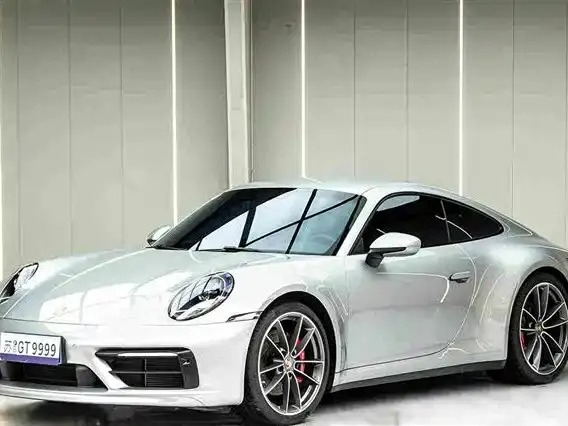 Porsche 911, 2024
