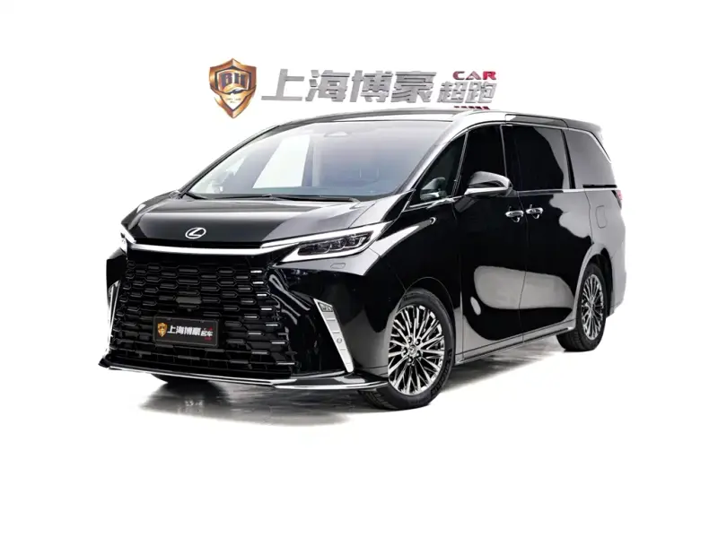 Lexus LM, 2025