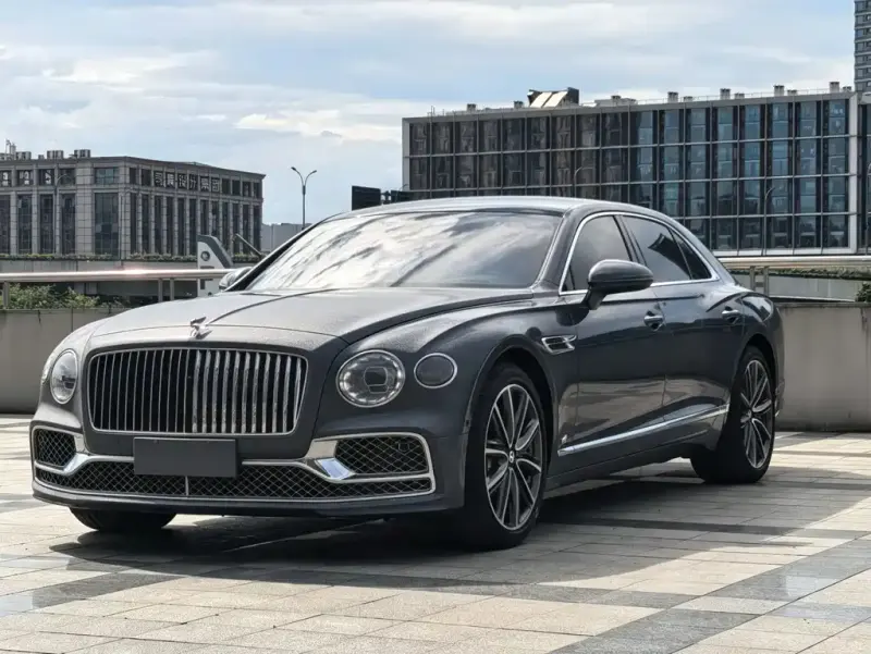 Bentley Flying Spur, 2023