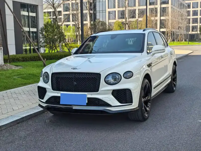 Bentley Bentayga, 2023