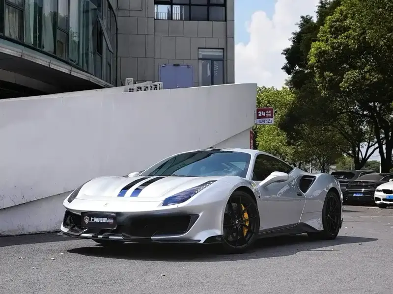 Ferrari 488, 2019