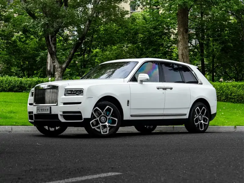 Rolls-Royce Cullinan, 2021