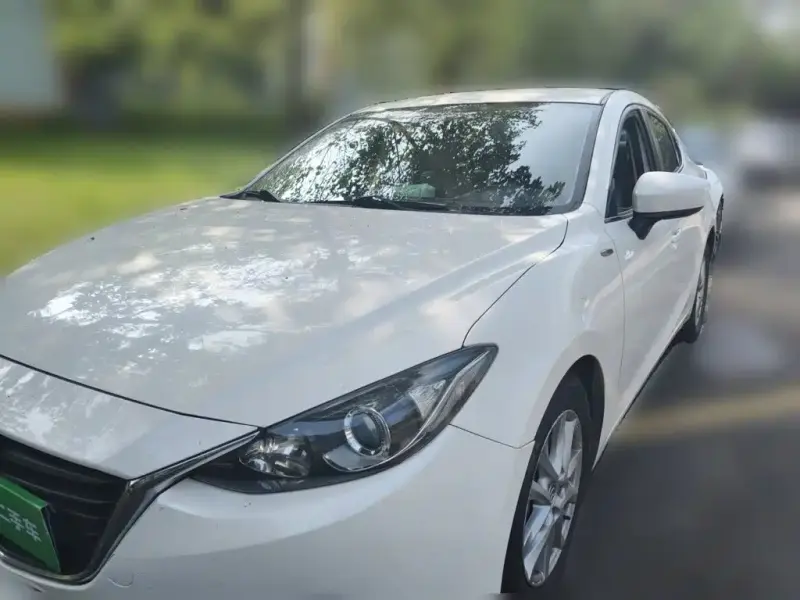 Mazda 3 Axela, 2016