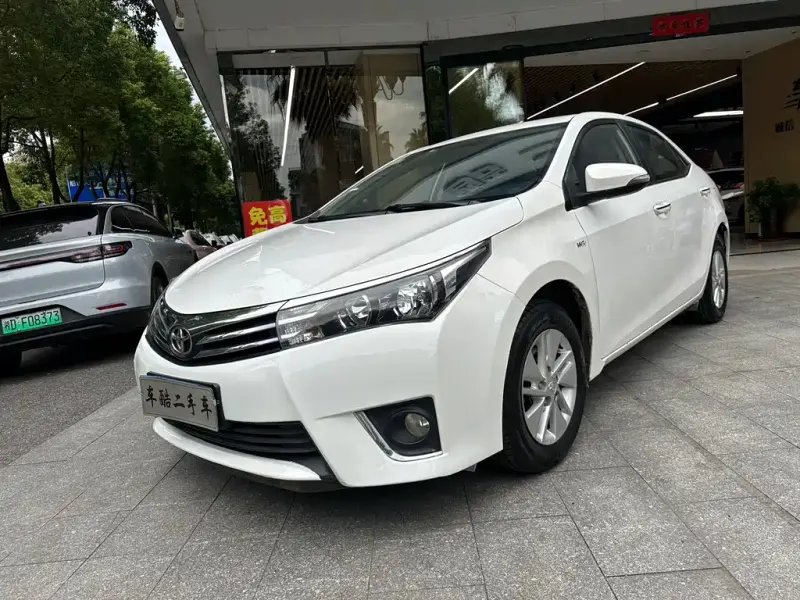 Toyota Corolla, 2015 — фото 1
