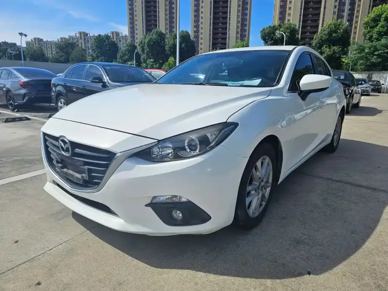 Mazda 3 Axela, 2016