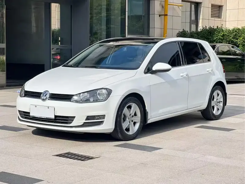 Volkswagen Golf, 2015 — фото 1