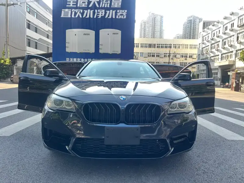 BMW 5 Series, 2011