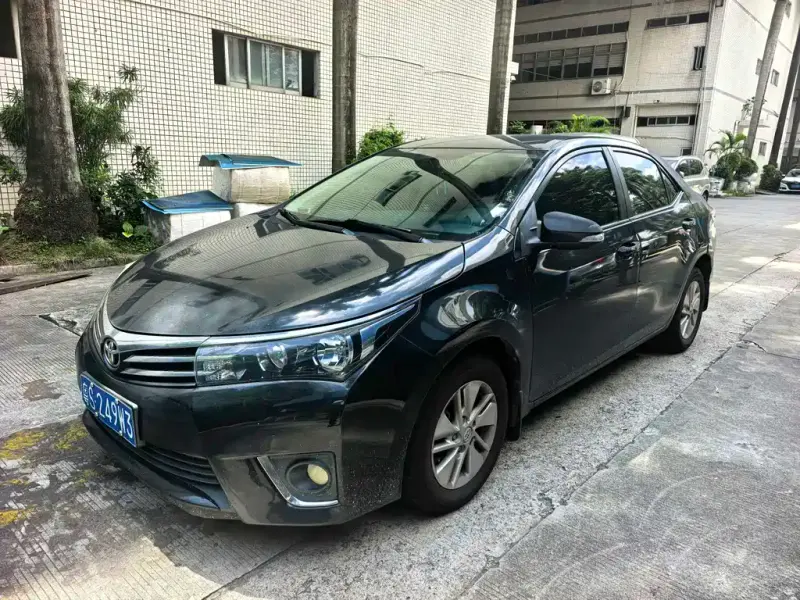 Toyota Corolla, 2015 — фото 1