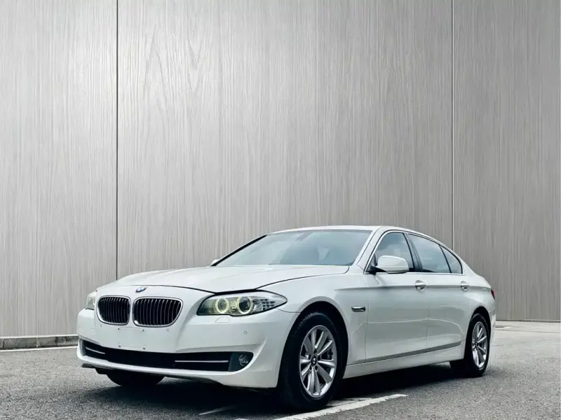 BMW 5 Series, 2011