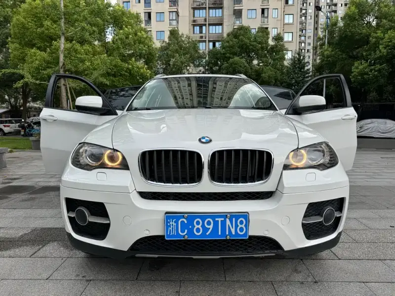 BMW X6, 2012
