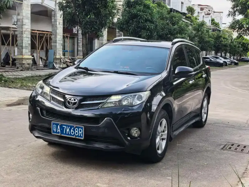 Toyota RAV4, 2014 — фото 1