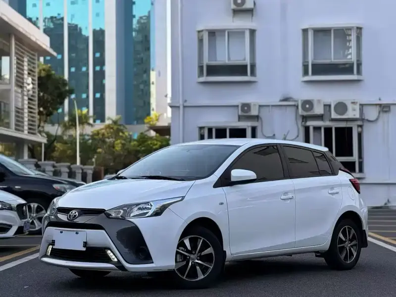 Toyota Yaris L, 2021