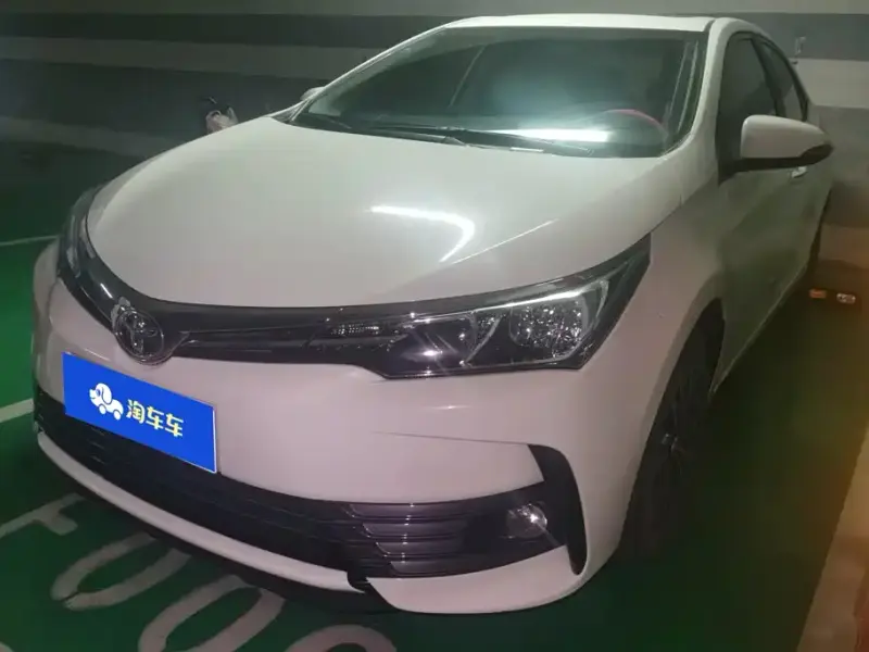 Toyota Corolla, 2018 — фото 1