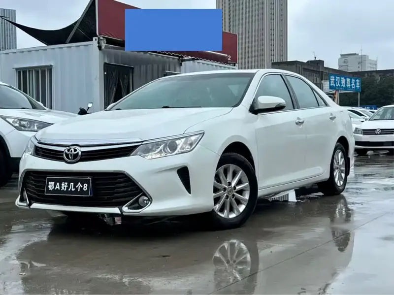Toyota Camry, 2016