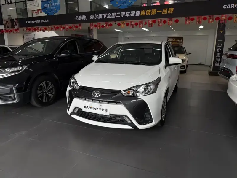 Toyota Yaris L, 2022
