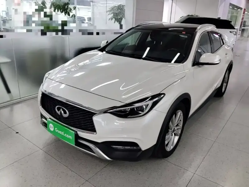 Infiniti QX30, 2017