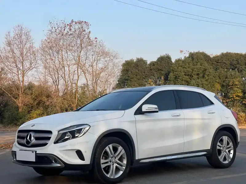 Mercedes-Benz GLA, 2017 — фото 1