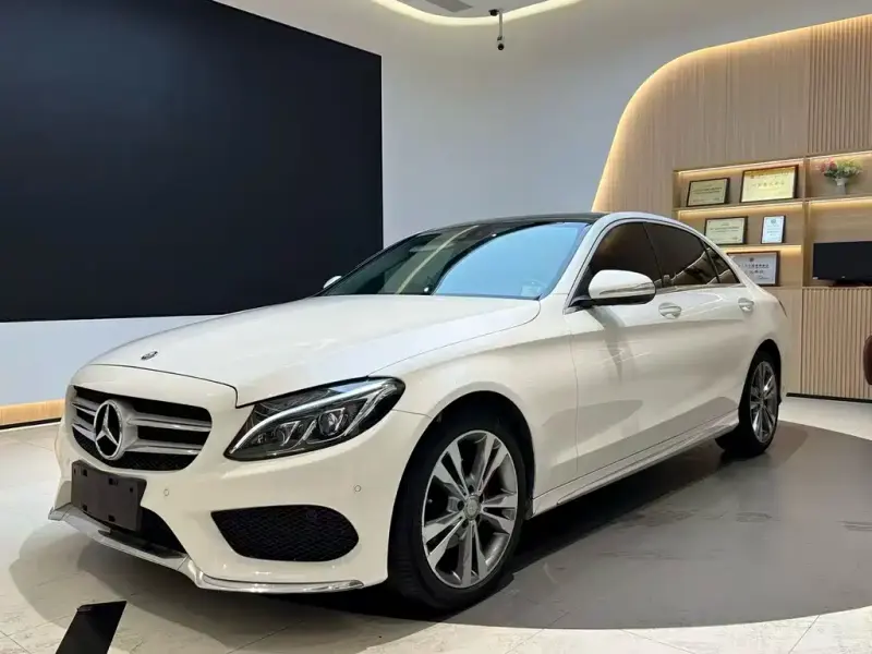 Mercedes-Benz C-Class, 2015