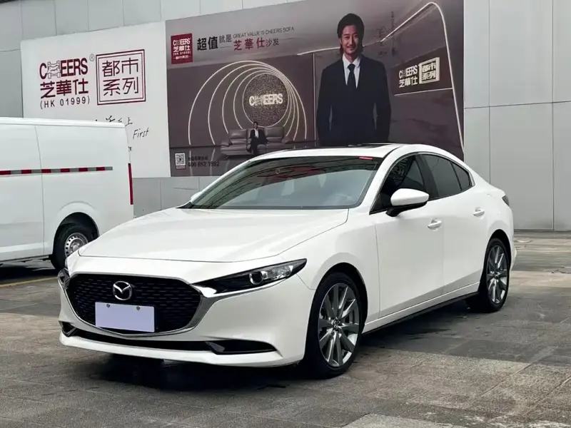 Mazda 3 Axela, 2021