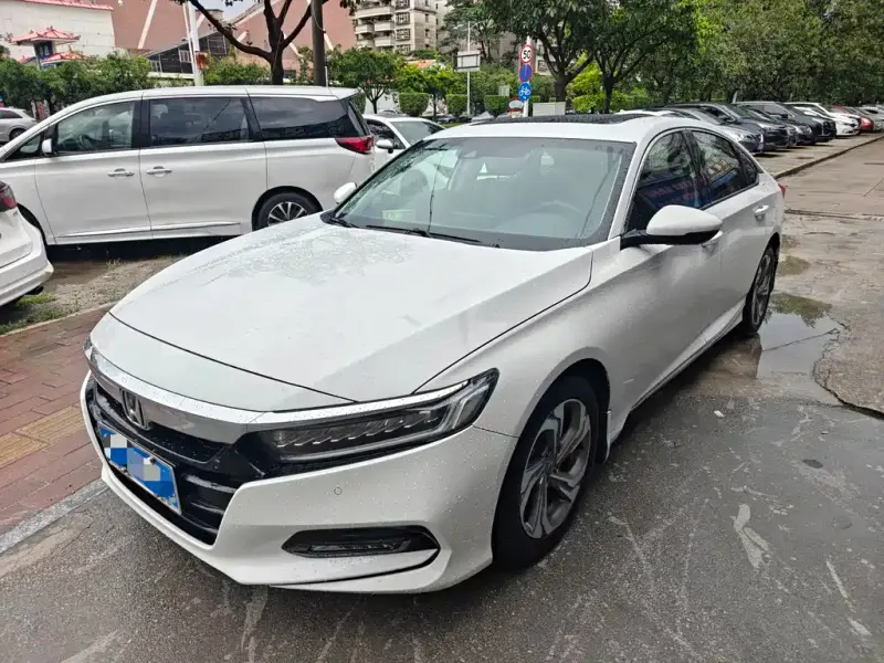 Honda Accord, 2019 — фото 1