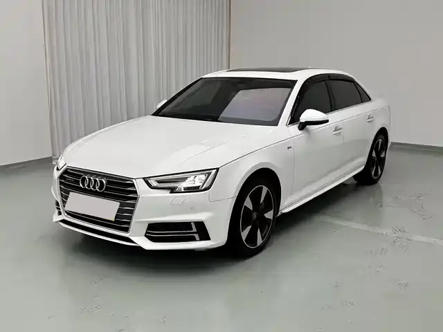 Audi A4L, 2017 — фото 1