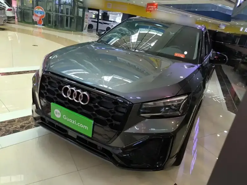 Audi Q2L, 2022